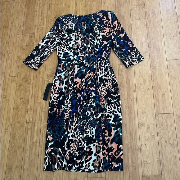 NWT Black Halo Marissa Leopard Print Boat Neck Crepe Sheath Dress Women's Size 4 - Picture 7 of 7